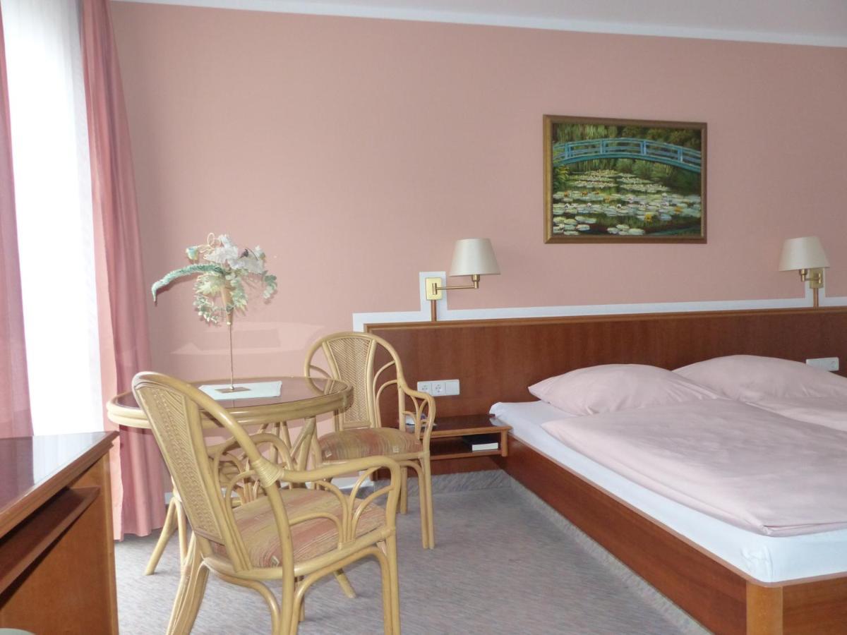 Hotel Dorotheenhof Котбус Экстерьер фото