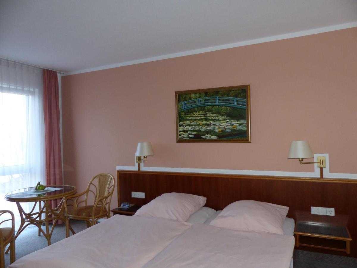 Hotel Dorotheenhof Котбус Экстерьер фото