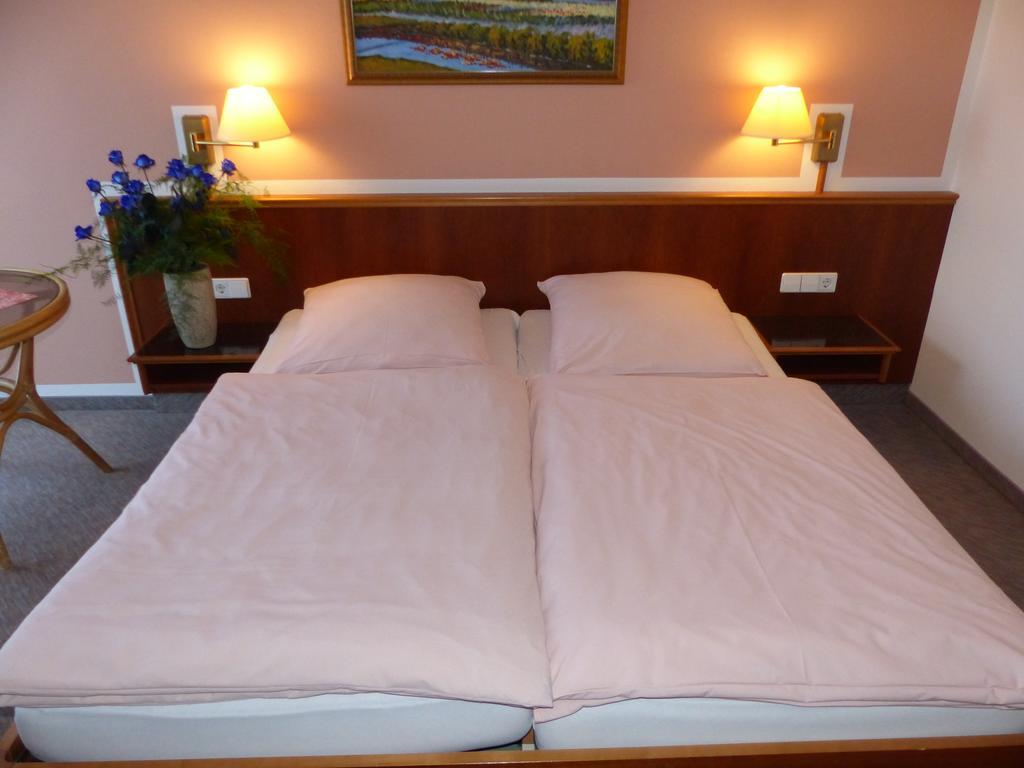 Hotel Dorotheenhof Котбус Экстерьер фото